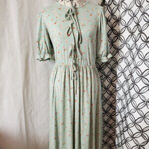 Haptics Short Sleeve Sage Floral Maxi Dress - Large